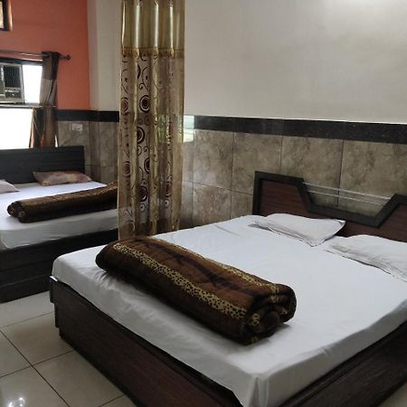 Jhilmil Dhaba Hotel Сонипат Екстериор снимка