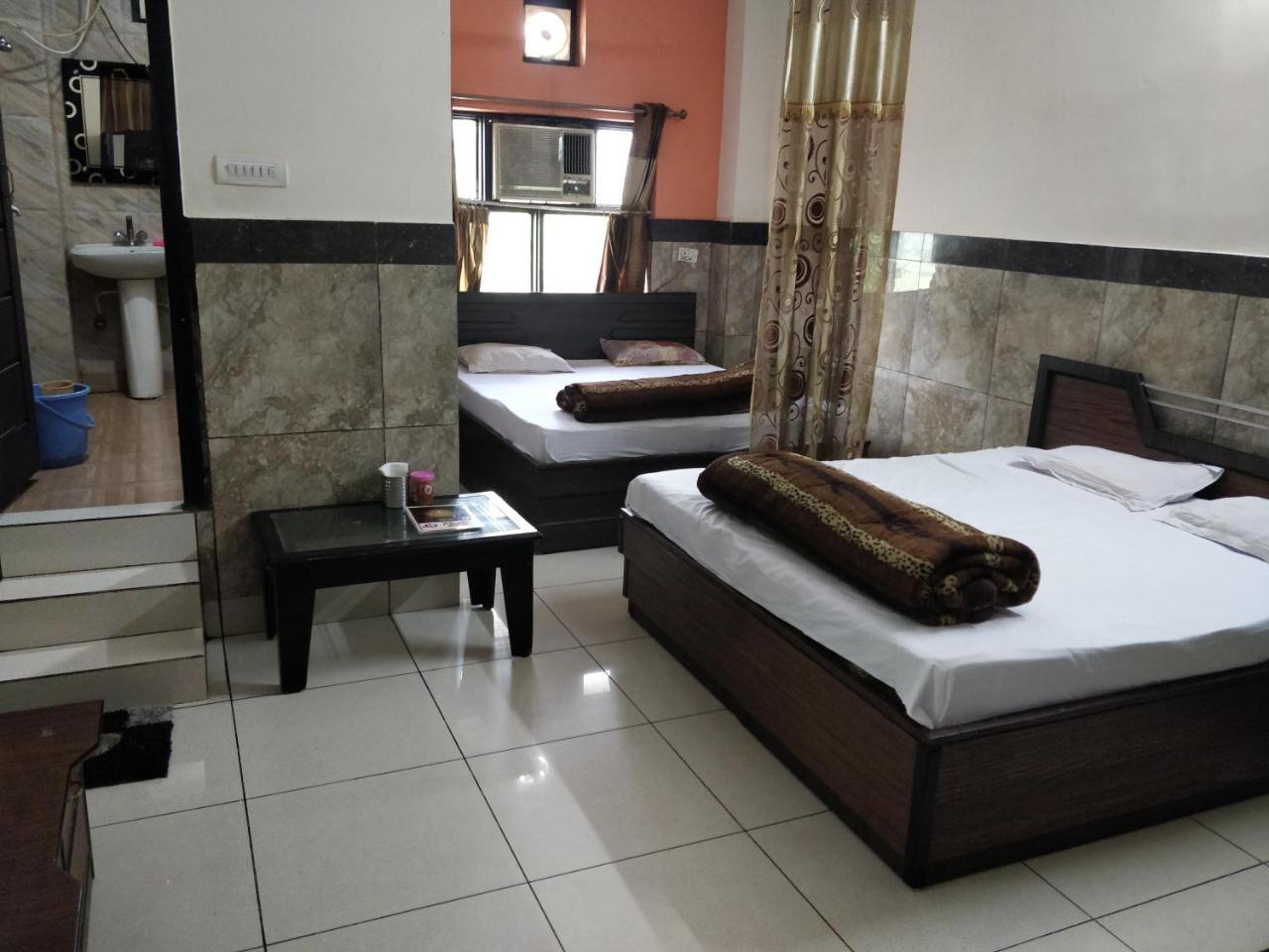Jhilmil Dhaba Hotel Сонипат Екстериор снимка